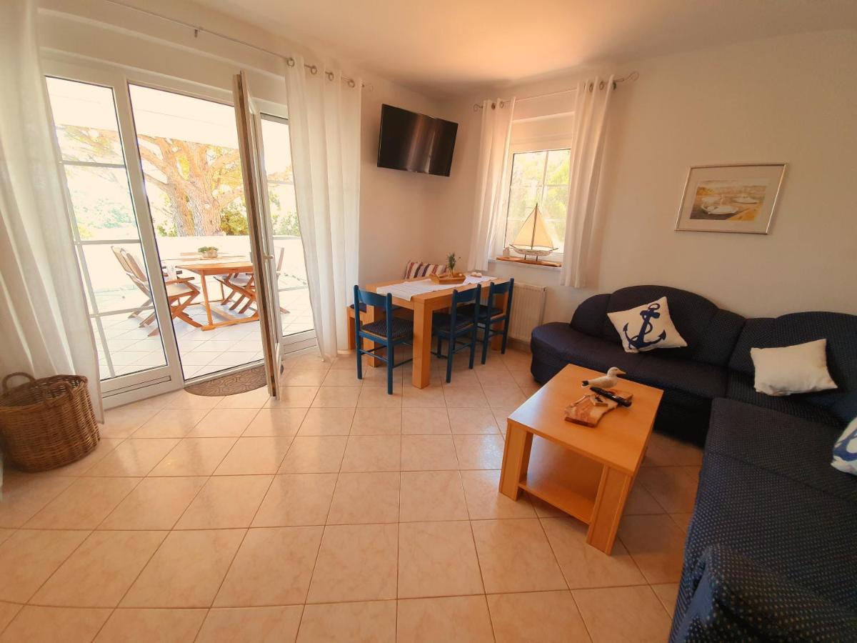 Villa Lucija 拉布 外观 照片