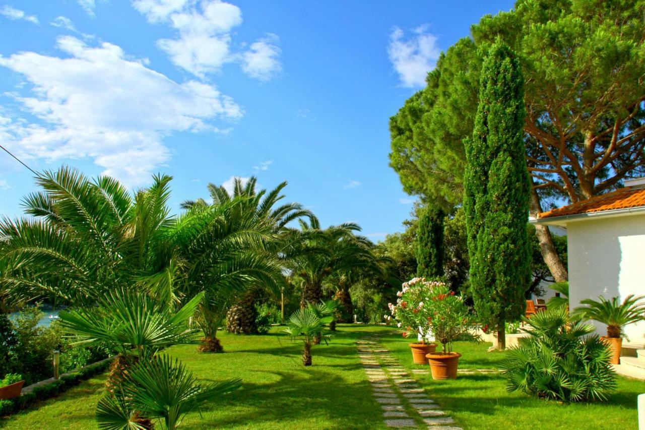 Villa Lucija 拉布 外观 照片