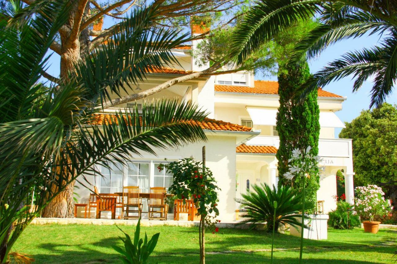 Villa Lucija 拉布 外观 照片